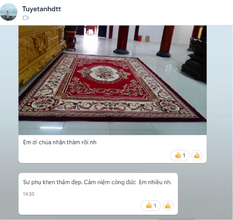 Thảm lạy Phật chánh điện chùa Tân Hòa, Dĩ An, Bình Dương
