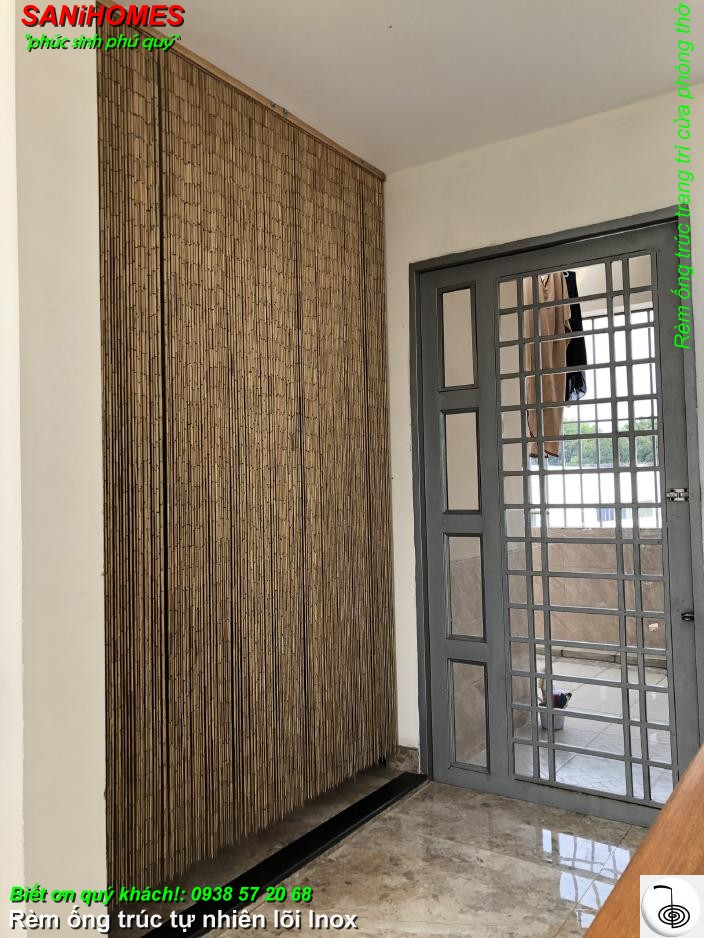 rem ong truc loi inox trang tri cua phong tho 92